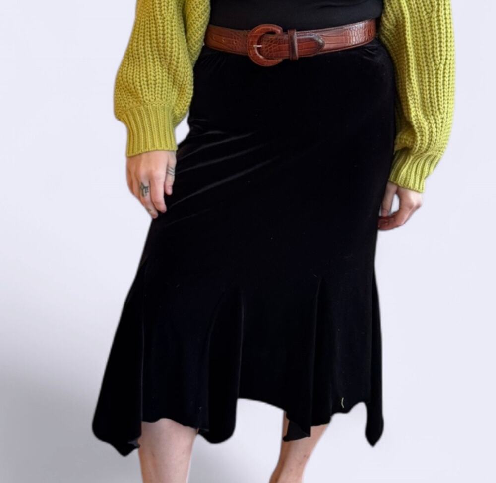 Vintage 90s Y2K black velvet midi skirt with fairy witchy handkerchief hem
